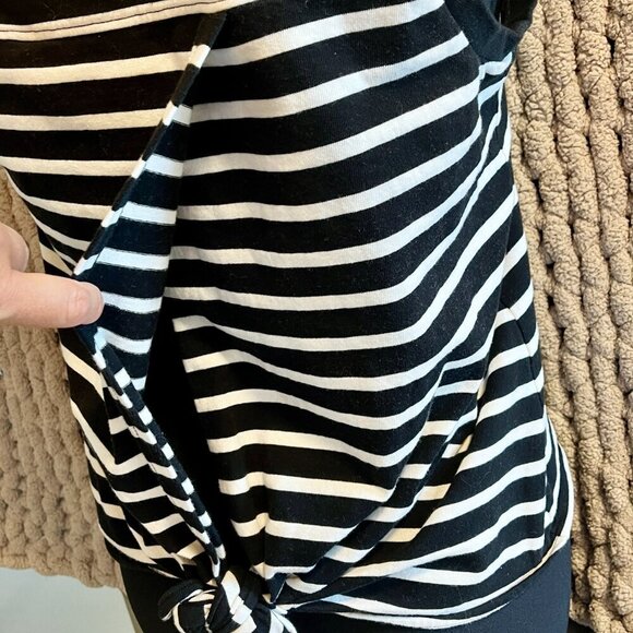 Banana Republic Black & White Striped Back Knot Tank Top Size Medium - Picture 7 of 9